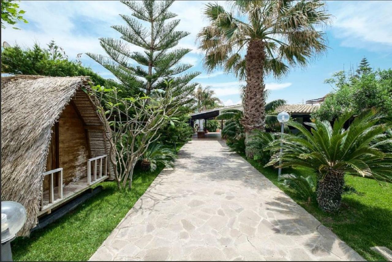 Rumah Saya Campofelice Di Roccella Exterior photo